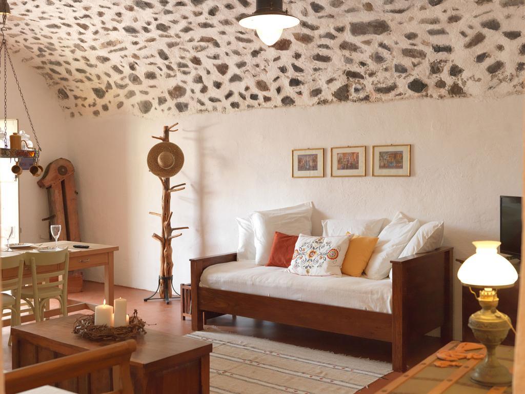 Afoura Houses By K&K Pírgosz Szoba fotó